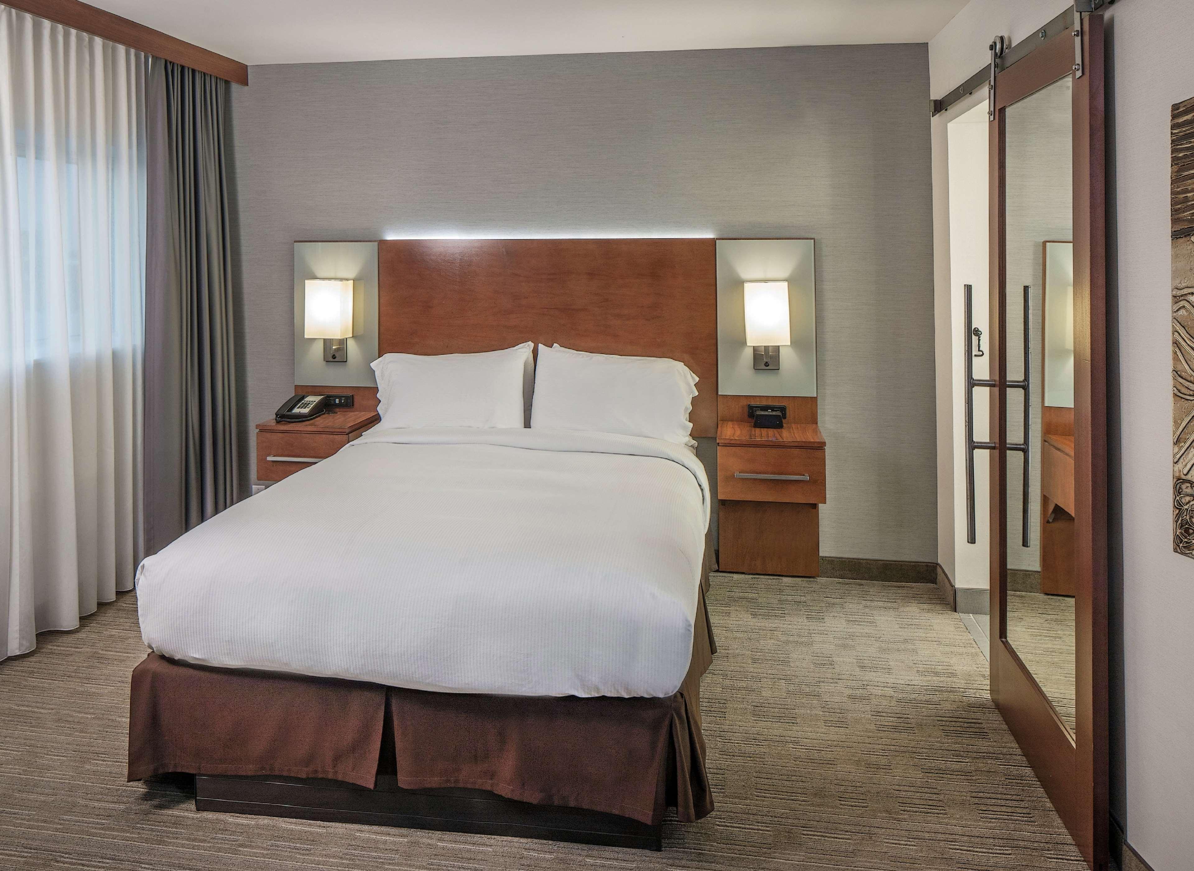Hotel Doubletree By Hilton Omaha Southwest, Ne Esterno foto