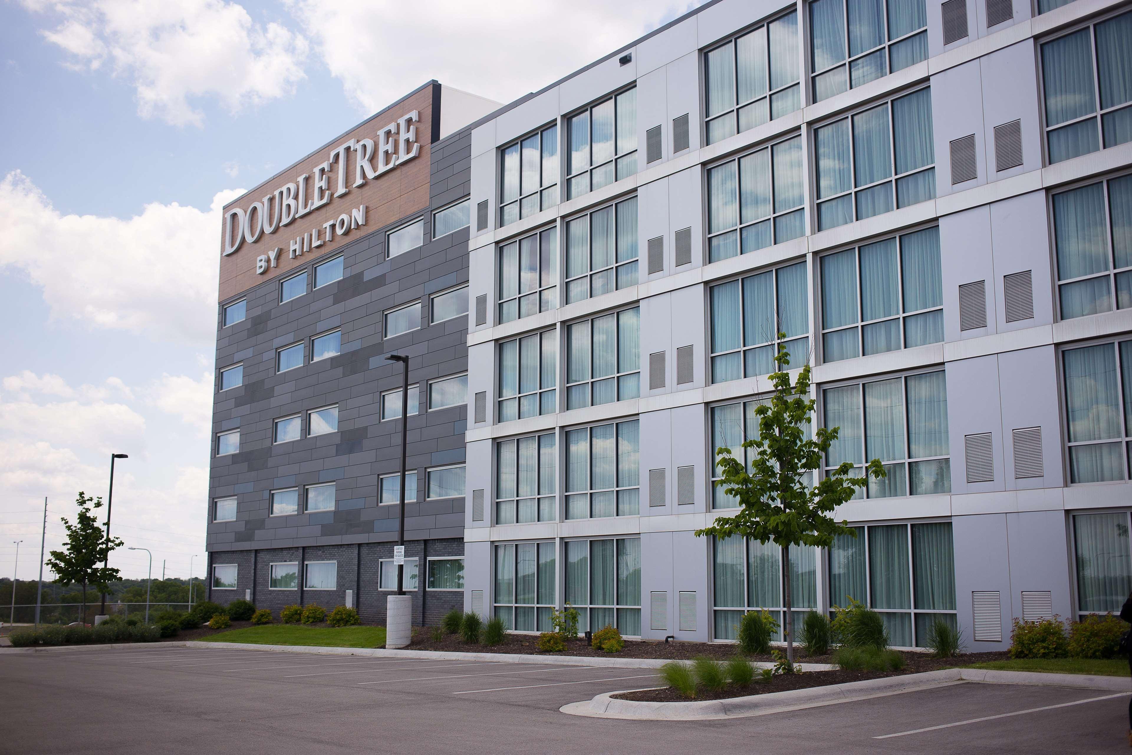 Hotel Doubletree By Hilton Omaha Southwest, Ne Esterno foto